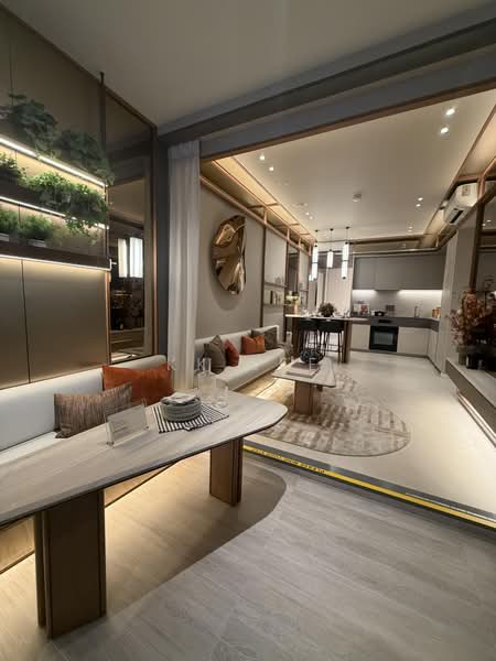 Union Square Residences, 28 Havelock Road,, 2 Bedrooms, 743 sqft, Condominium For Sale, by KK Lee, 500233286 - Balcony & Living Room - PropertyGuru.com.sg