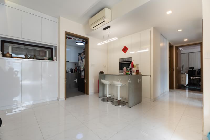 CityLife @ Tampines, , 3 Bedrooms, 1,259 sqft, Condominium For Sale, by Chris Yap, 500233288 - Kitchen - PropertyGuru.com.sg