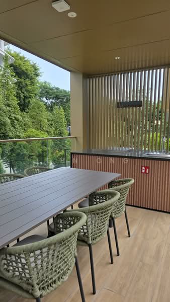 Perfect Ten, 323 Bukit Timah Road, 3 Bedrooms, 1,281 sqft, Condominium For Rent, by John Ong, 500233292 - Balcony - PropertyGuru.com.sg