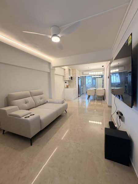 47 Marine Crescent, 47 Marine Crescent, 2 Bedrooms, 740 sqft, HDB Flat For Rent, by Yvonne Lim, 500233293 - Living Room - PropertyGuru.com.sg