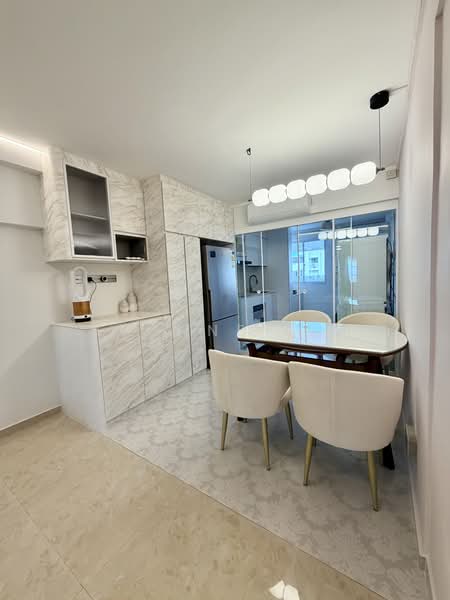 47 Marine Crescent, 47 Marine Crescent, 2 Bedrooms, 740 sqft, HDB Flat For Rent, by Yvonne Lim, 500233293 - Kitchen - PropertyGuru.com.sg