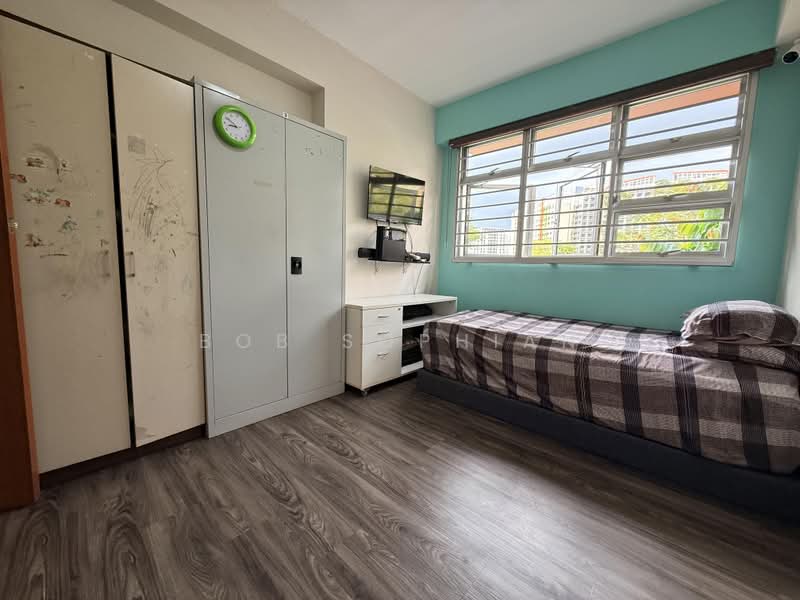 442C Bukit Batok West Avenue 8, 442C Bukit Batok West Avenue 8, 3 Bedrooms, 990 sqft, HDB Flat For Sale, by Bob Sophian, 500233295 - Bedroom - PropertyGuru.com.sg