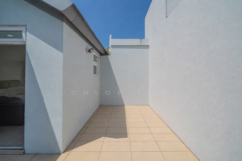 Sunny Lodge, 6A Lorong Salleh, 3 Bedrooms, 1,184 sqft, Apartment For Sale, by Chloe Teo, 500233302 - Open Terrace - PropertyGuru.com.sg
