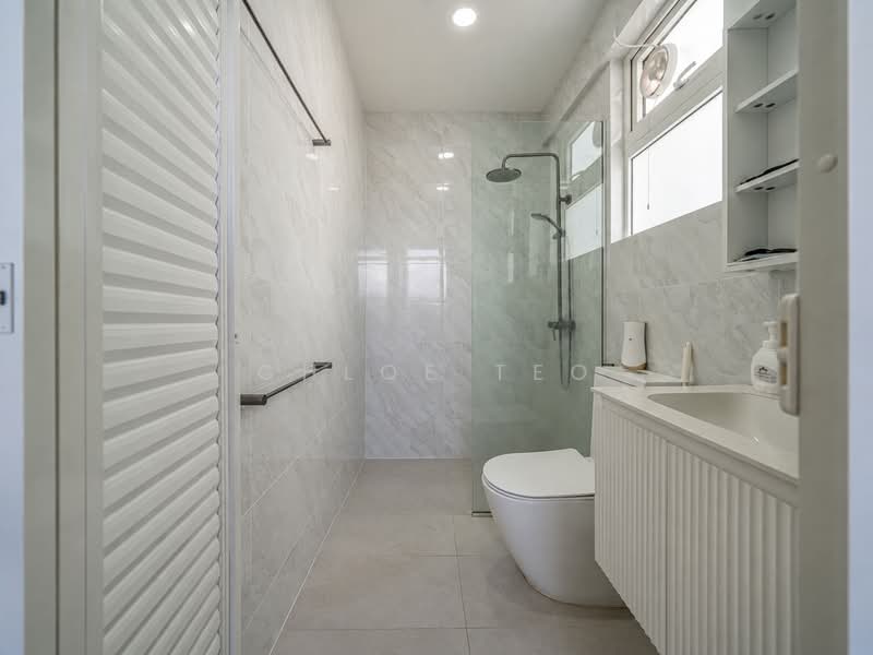 Sunny Lodge, 6A Lorong Salleh, 3 Bedrooms, 1,184 sqft, Apartment For Sale, by Chloe Teo, 500233302 - Bathroom - PropertyGuru.com.sg