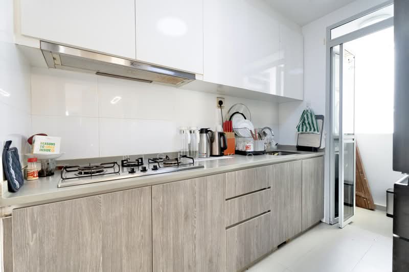 CityLife @ Tampines, 65 Tampines Central 7, 3 Bedrooms, 1,259 sqft, Condominium For Sale, by Nigel Koh, 500233305 - Kitchen - PropertyGuru.com.sg