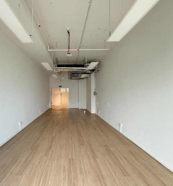 Woods Square, 12 12, Admiralty / Woodlands, 560 sqft, Office For Sale, by Jeff Tan, 500233308 - CommercialGuru.com.sg