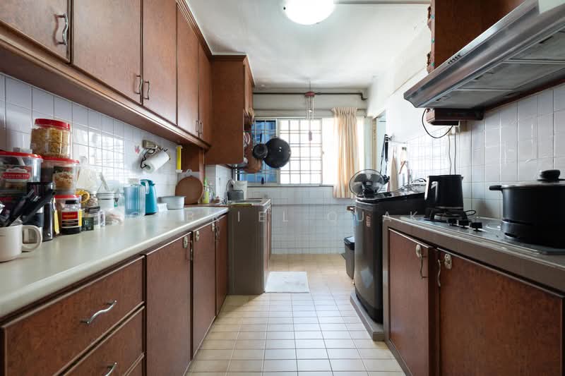 182 Bishan Street 13, 182 Bishan Street 13, 3 Bedrooms, 1,109 sqft, HDB Flat For Sale, by Gabriel Quak, 500233315 - Kitchen - PropertyGuru.com.sg