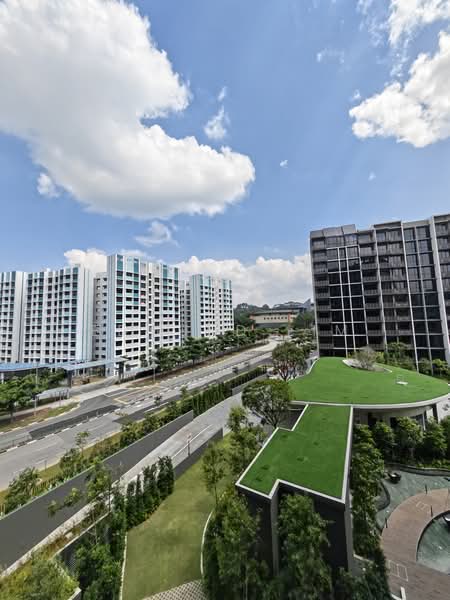 Norwood Grand, 10 Champions Way, Admiralty / Woodlands, 4 Bedrooms, 1,313 sqft, Condominium For Sale, by Edmund Lim, 500233317 - Exterior - PropertyGuru.com.sg
