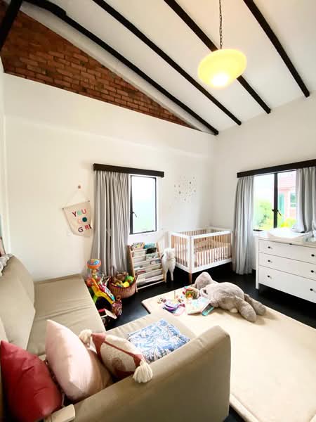 The lofty apartment on Bristol road, , 2 Bedrooms, 1,259 sqft, Walk-up Apartment For Rent, by Eunice Tan, 500233318 - PropertyGuru.com.sg