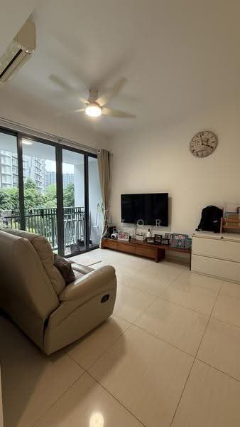 The Palette, 115 Pasir Ris Grove, Pasir Ris / Tampines, 3 Bedrooms, 872 sqft, Condominium For Sale, by Victor Yeo, 500233328 - Living Room - PropertyGuru.com.sg