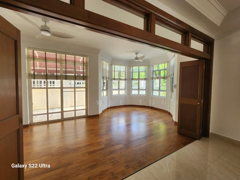 Greenwood Crescent, Tanglin / Holland / Bukit Timah, 5 Bedrooms, 4,661 sqft, Semi-Detached House For Rent, by Peh Wee Tong, 500233331 - Living Room - PropertyGuru.com.sg