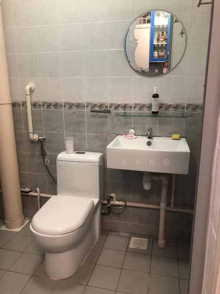 618 Senja Road, 618 Senja Road, Room Rental, 120 sqft, HDB Flat For Rent, by Doris Kang, 500233333 - Bathroom - PropertyGuru.com.sg