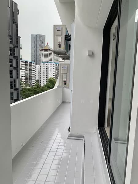 Elizabeth Heights, 57 Cairnhill Road, 4 Bedrooms, 2,574 sqft, Condominium For Sale, by Lena Ng, 500233337 - Balcony - PropertyGuru.com.sg