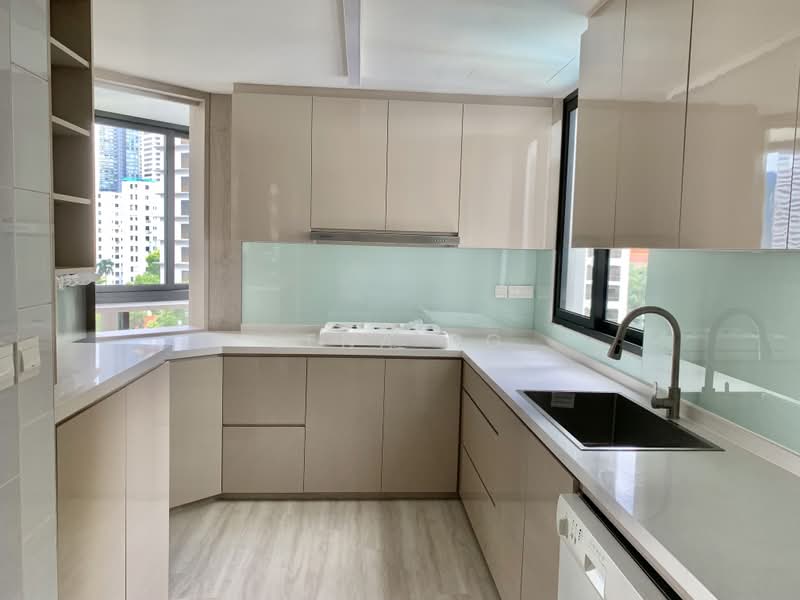 Elizabeth Heights, 57 Cairnhill Road, 4 Bedrooms, 2,574 sqft, Condominium For Sale, by Lena Ng, 500233337 - PropertyGuru.com.sg
