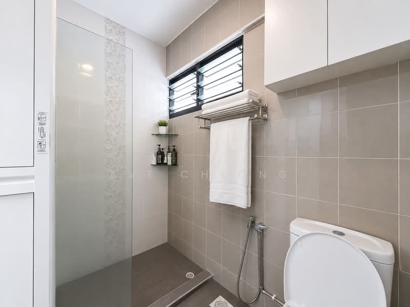 440 Tampines Street 43, 440 Tampines Street 43, 3 Bedrooms, 1,313 sqft, HDB Flat For Sale, by Eve Cheong, 500233341 - Bathroom - PropertyGuru.com.sg