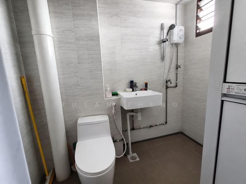 947 Jurong West Street 91, 947 Jurong West Street 91, 3 Bedrooms, 1,130 sqft, HDB Flat For Rent, by Susan Zheng, 500233343 - Bathroom - PropertyGuru.com.sg