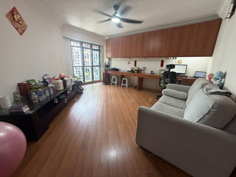 682A Woodlands Drive 62, 682A Woodlands Drive 62, 3 Bedrooms, 1,130 sqft, HDB Flat For Sale, by Benjamin Fan, 500233348 - Living Room - PropertyGuru.com.sg