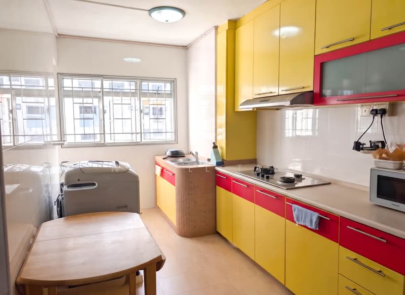 207 Bukit Batok Street 21, 207 Bukit Batok Street 21, 2 Bedrooms, 785 sqft, HDB Flat For Rent, by Novell Tan, 500233350 - Kitchen - PropertyGuru.com.sg
