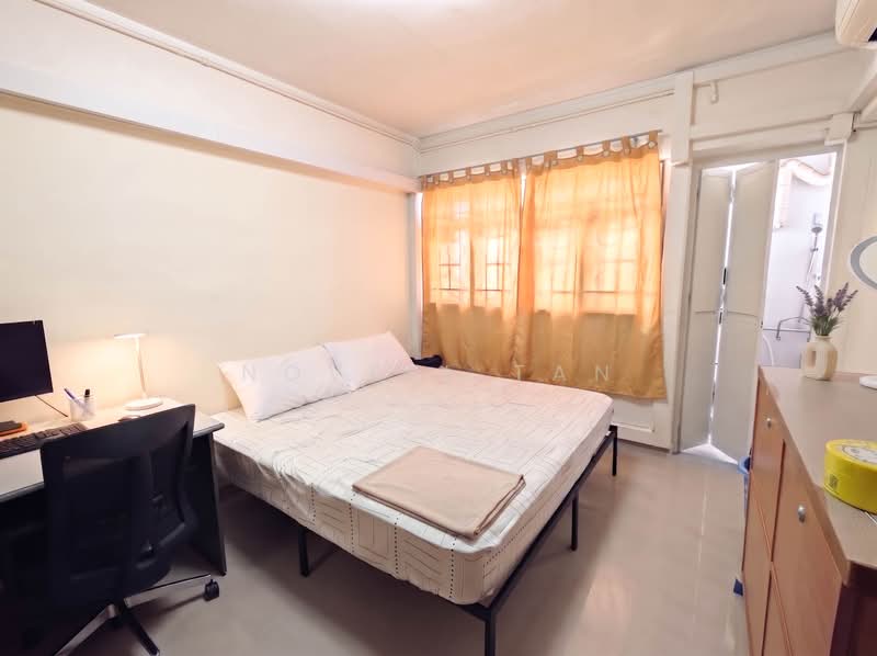 207 Bukit Batok Street 21, 207 Bukit Batok Street 21, 2 Bedrooms, 785 sqft, HDB Flat For Rent, by Novell Tan, 500233350 - Bedroom - PropertyGuru.com.sg