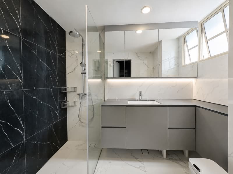 Parc Palais, 57 Hume Avenue, 4 Bedrooms, 1,582 sqft, Condominium For Sale, by Jaslyn Ang, 500233356 - Master Bathroom - PropertyGuru.com.sg