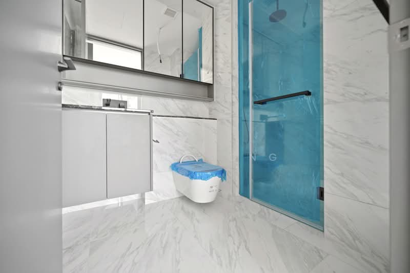 The Landmark, 173 Chin Swee Road, 2 Bedrooms, 678 sqft, Condominium For Rent, by Dolly Ong, 500233360 - Bathroom - PropertyGuru.com.sg