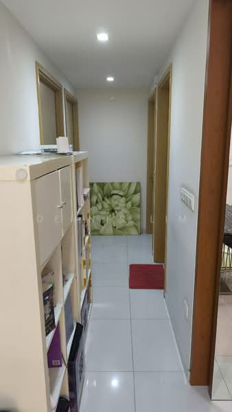 Esparina Residences, 125 Compassvale Bow, 3 Bedrooms, 1,001 sqft, Condominium For Sale, by Dennis Lim, 500233363 - Corridor - PropertyGuru.com.sg