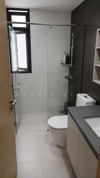 Esparina Residences, 125 Compassvale Bow, 3 Bedrooms, 1,001 sqft, Condominium For Sale, by Dennis Lim, 500233363 - Bathroom - PropertyGuru.com.sg