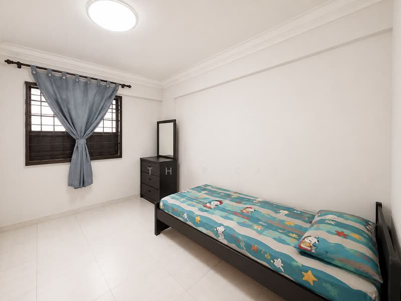 706 Yishun Avenue 5, 706 Yishun Avenue 5, 2 Bedrooms, 732 sqft, HDB Flat For Sale, by Esther Cai, 500233382 - Bedroom - PropertyGuru.com.sg