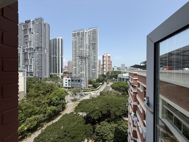 131 Clarence Lane, 131 Clarence Lane, 4 Bedrooms, 1,302 sqft, HDB Flat For Sale, by Wesley Yuen, 500233399 - Exterior - PropertyGuru.com.sg