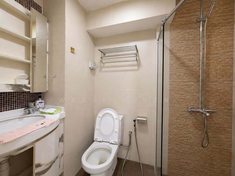 131 Clarence Lane, 131 Clarence Lane, 4 Bedrooms, 1,302 sqft, HDB Flat For Sale, by Wesley Yuen, 500233399 - Bathroom - PropertyGuru.com.sg