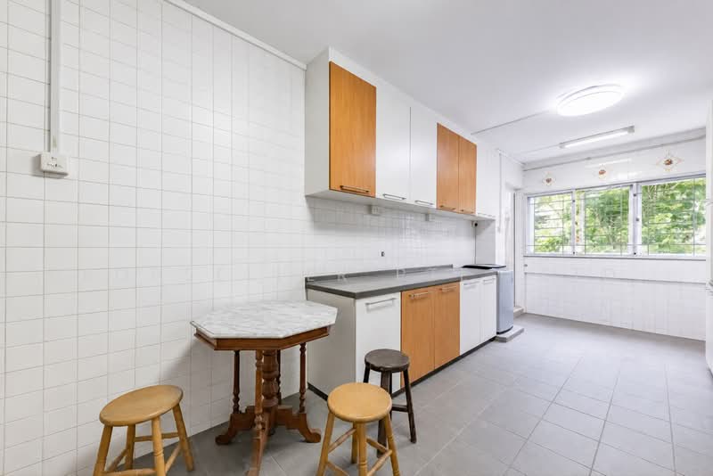276 Tampines Street 22, 276 Tampines Street 22, 2 Bedrooms, 797 sqft, HDB Flat For Sale, by Elaine Wong, 500233414 - Kitchen - PropertyGuru.com.sg
