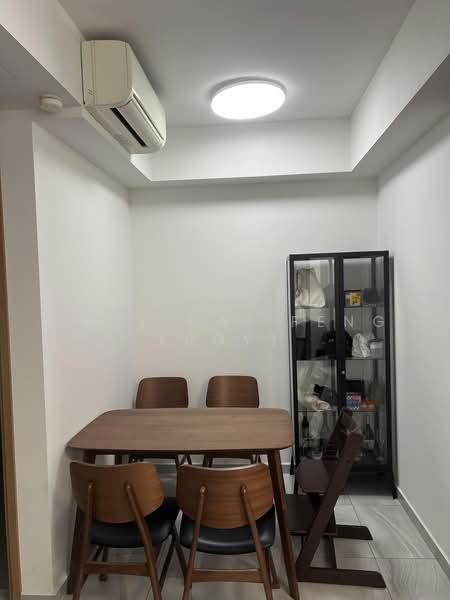 High Park Residences, 27 Fernvale Road, 2 Bedrooms, 721 sqft, Condominium For Rent, by Chee Cai Feng (Roy), 500233420 - Dining Room - PropertyGuru.com.sg