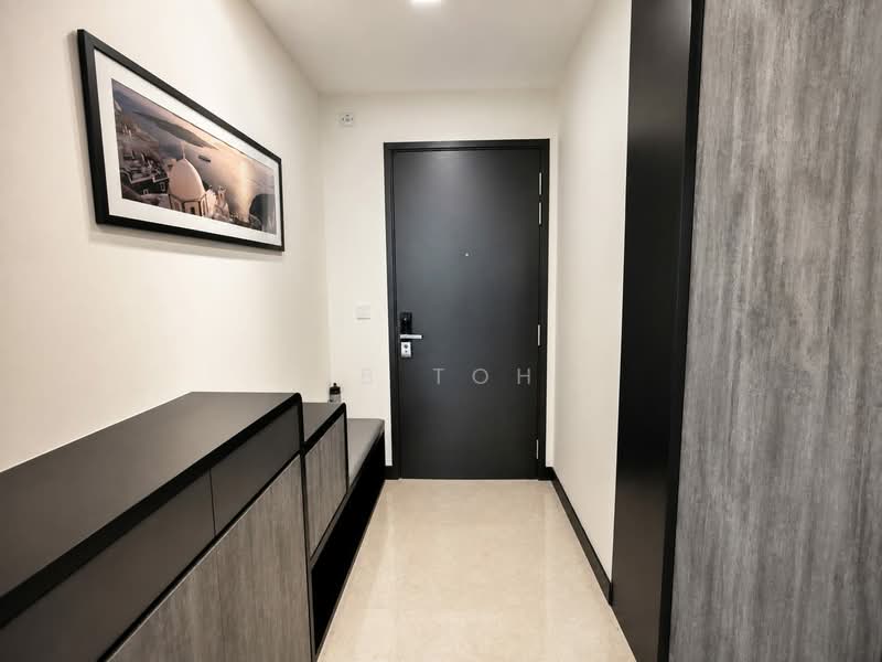 Seahill, West Coast Crescent, 2 Bedrooms, 786 sqft, Condominium For Sale, by LB Toh, 500233435 - Entrance - PropertyGuru.com.sg