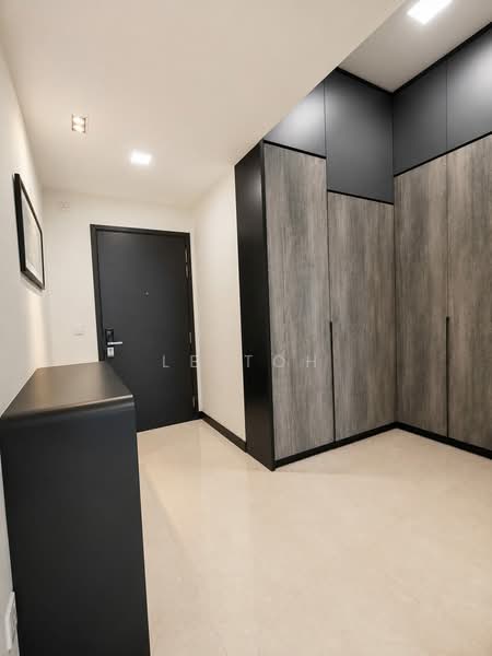 Seahill, West Coast Crescent, 2 Bedrooms, 786 sqft, Condominium For Sale, by LB Toh, 500233435 - Entrance - PropertyGuru.com.sg