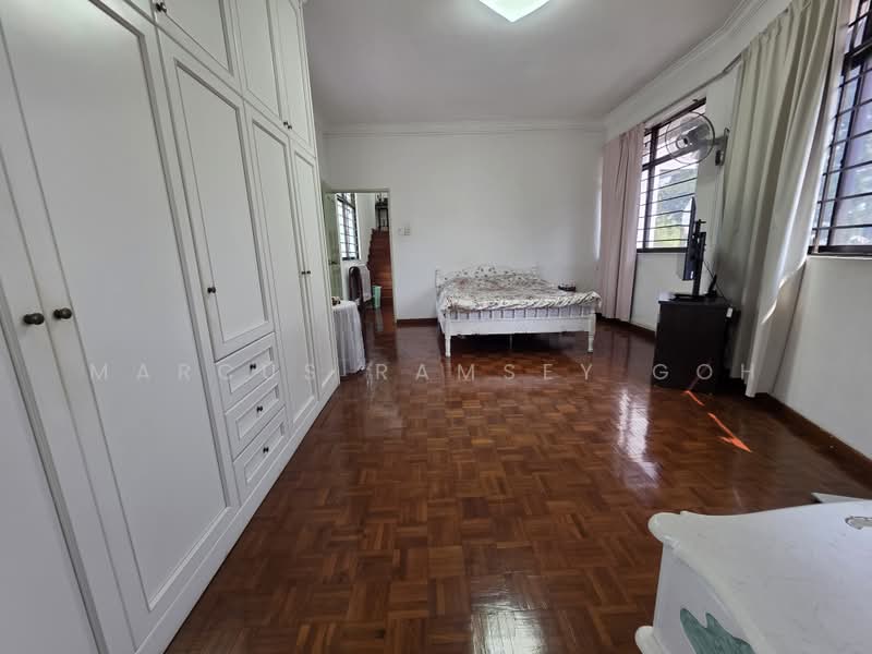 Huge Landed District 19 Kovan Hougang, , 6 Bedrooms, 4,204 sqft, Corner Terrace For Sale, by Marcus Ramsey Goh, 500233443 - Bedroom - PropertyGuru.com.sg