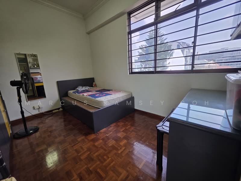 Huge Landed District 19 Kovan Hougang, , 6 Bedrooms, 4,204 sqft, Corner Terrace For Sale, by Marcus Ramsey Goh, 500233443 - Bedroom - PropertyGuru.com.sg