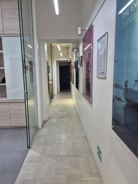 Amoy Street, Boat Quay / Raffles Place / Marina, 1,000 sqft, Office For Rent, by Mary Lau, 500233446 - Corridor - CommercialGuru.com.sg