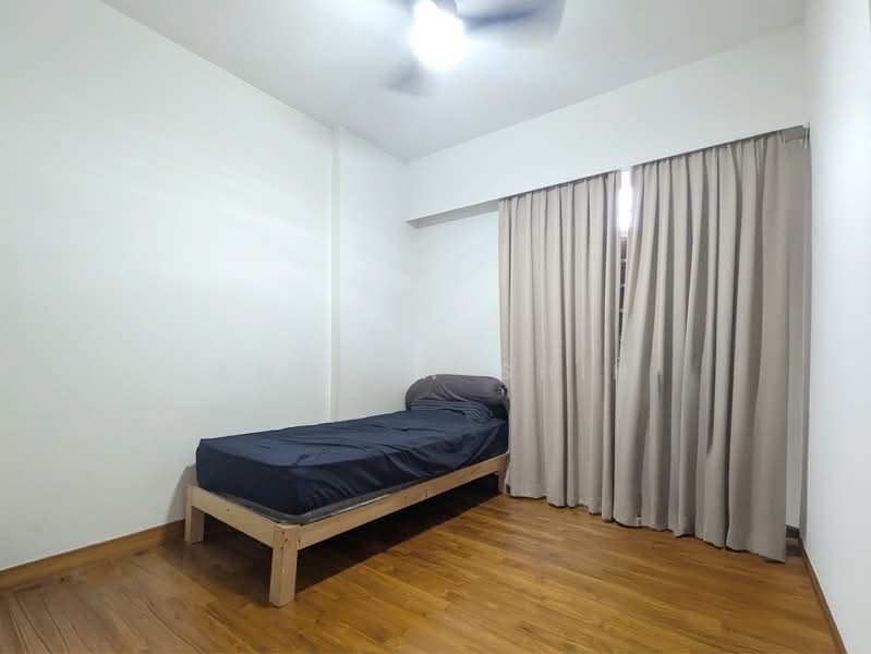 Gardenvista, 950 Dunearn Road, 2 Bedrooms, 872 sqft, Condominium For Sale, by Andrew Shih, 500233457 - Bedroom - PropertyGuru.com.sg
