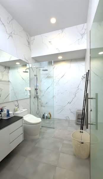 Near PLMS & Maris Stella Renovated Home, Tai Keng Gardens, 4 Bedrooms, 3,000 sqft, Terraced House For Sale, by Gwendolyn Xu ( 徐瀞 ), 500233459 - Bathroom - PropertyGuru.com.sg