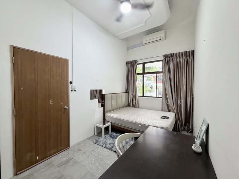 Coliving Rooms near Eunos MRT, , Room Rental, 140 sqft, Semi-Detached House For Rent, by Elizabeth Mok, 500233461 - C2 - PropertyGuru.com.sg