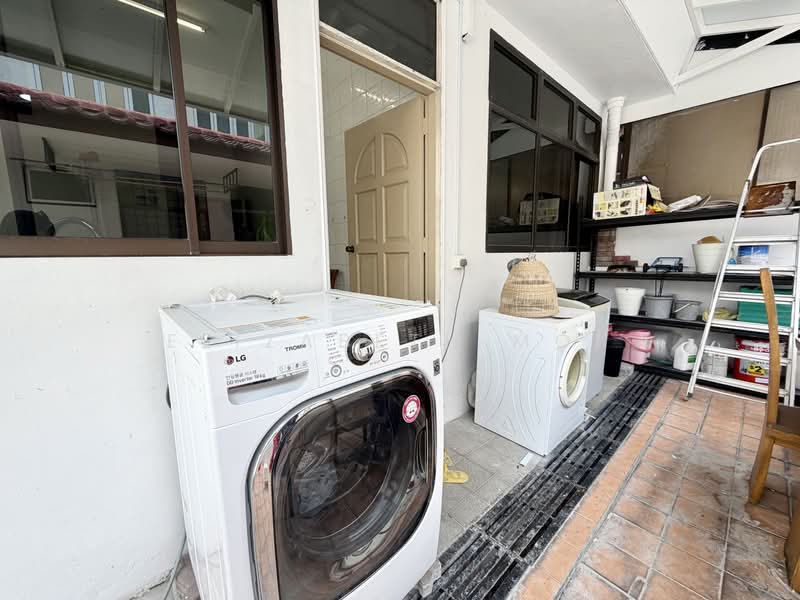 Coliving Rooms near Eunos MRT, , Room Rental, 140 sqft, Semi-Detached House For Rent, by Elizabeth Mok, 500233461 - Common Yard - PropertyGuru.com.sg