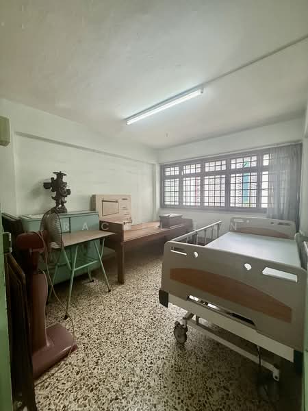 15 Ghim Moh Road, 15 Ghim Moh Road, 3 Bedrooms, 883 sqft, HDB Flat For Sale, by Rachel Tan, 500233463 - PropertyGuru.com.sg