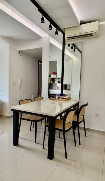 Parc Life, 29 Sembawang Crescent, 3 Bedrooms, 1,001 sqft, Condominium For Sale, by Esther Lee, 500233464 - Dining Room - PropertyGuru.com.sg