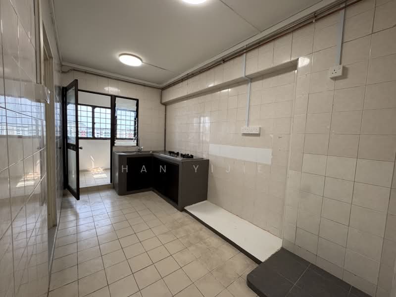 547 Woodlands Drive 16, 547 Woodlands Drive 16, 3 Bedrooms, 1,302 sqft, HDB Flat For Rent, by Han Yijie, 500233466 - Kitchen - PropertyGuru.com.sg