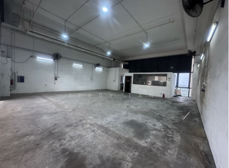 REVV, 1 Corporation Drive, 1,798 sqft, Factory / Workshop (B2) For Rent, by Terry Tan, 500233482 - Interior - CommercialGuru.com.sg