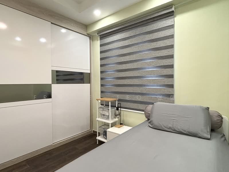 Le Hill, 42 Pasir Panjang Hill, 2 Bedrooms, 1,324 sqft, Condominium For Sale, by Frances Teo 张佩玲, 500233485 - Common Bedroom - PropertyGuru.com.sg