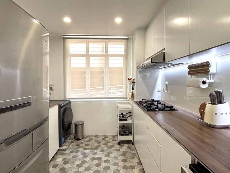 Le Hill, 42 Pasir Panjang Hill, 2 Bedrooms, 1,324 sqft, Condominium For Sale, by Frances Teo 张佩玲, 500233485 - Kitchen - PropertyGuru.com.sg