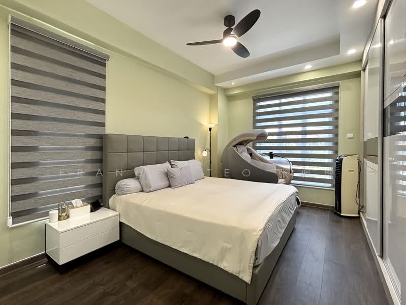 Le Hill, 42 Pasir Panjang Hill, 2 Bedrooms, 1,324 sqft, Condominium For Sale, by Frances Teo 张佩玲, 500233485 - Master Bedroom - PropertyGuru.com.sg