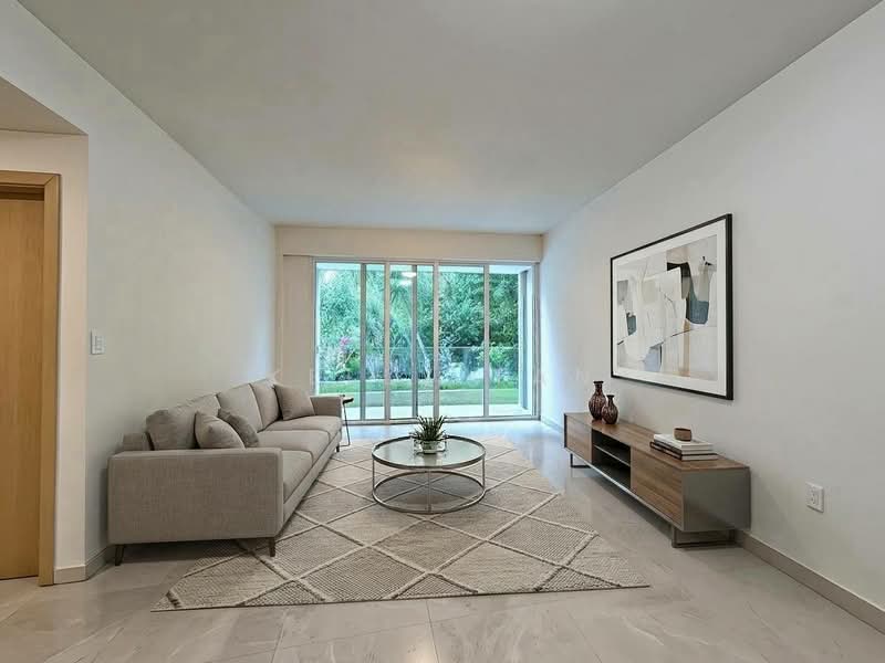 Parc Emily, 7 Mount Emily Road, 2 Bedrooms, 893 sqft, Condominium For Rent, by Kelly Tan, 500233494 - Living Room - PropertyGuru.com.sg