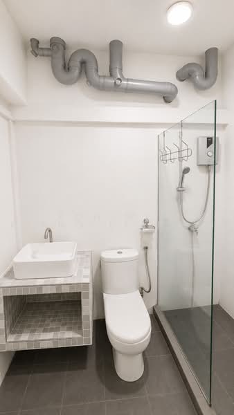 173C Punggol Field, 173C Punggol Field, 3 Bedrooms, 90 sqft, HDB Flat For Sale, by Koh Wee Kiang (Kenny), 500233500 - MasterBathroom - PropertyGuru.com.sg